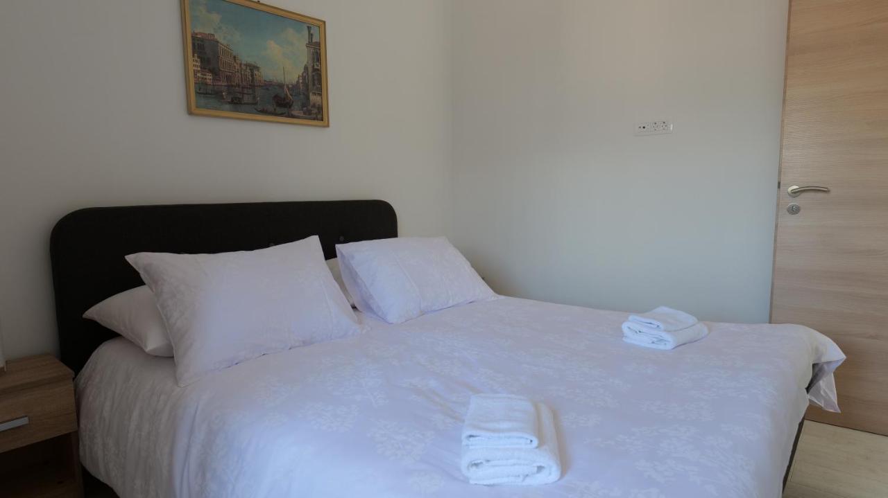 Apartmani Miki สปลิท ภายนอก รูปภาพ