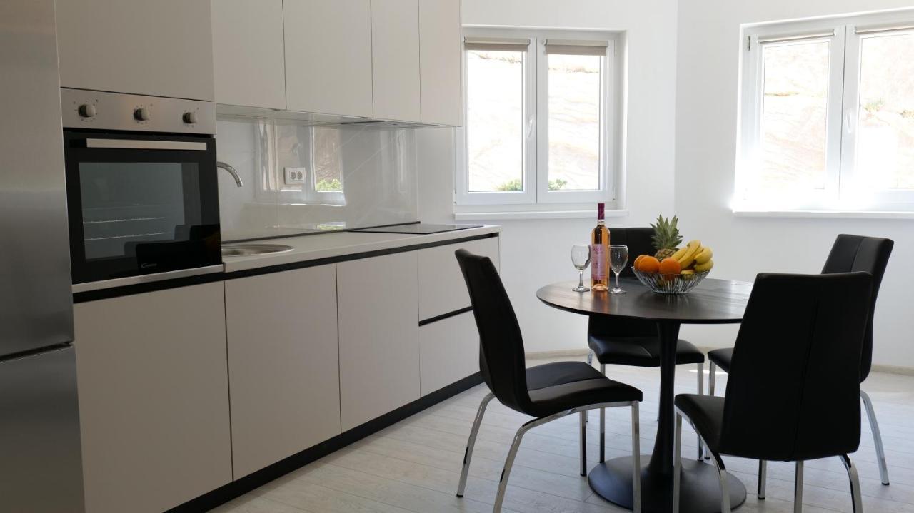 Apartmani Miki สปลิท ภายนอก รูปภาพ